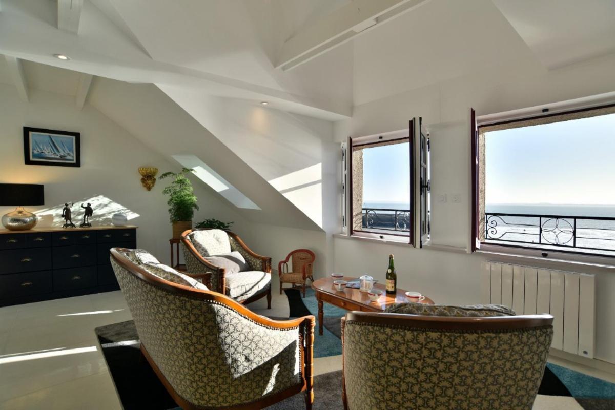 Lostra 2 - Appartement Avec Mezzanine, Front De Mer A Cancale Sur Le Port De La Houle Exterior photo